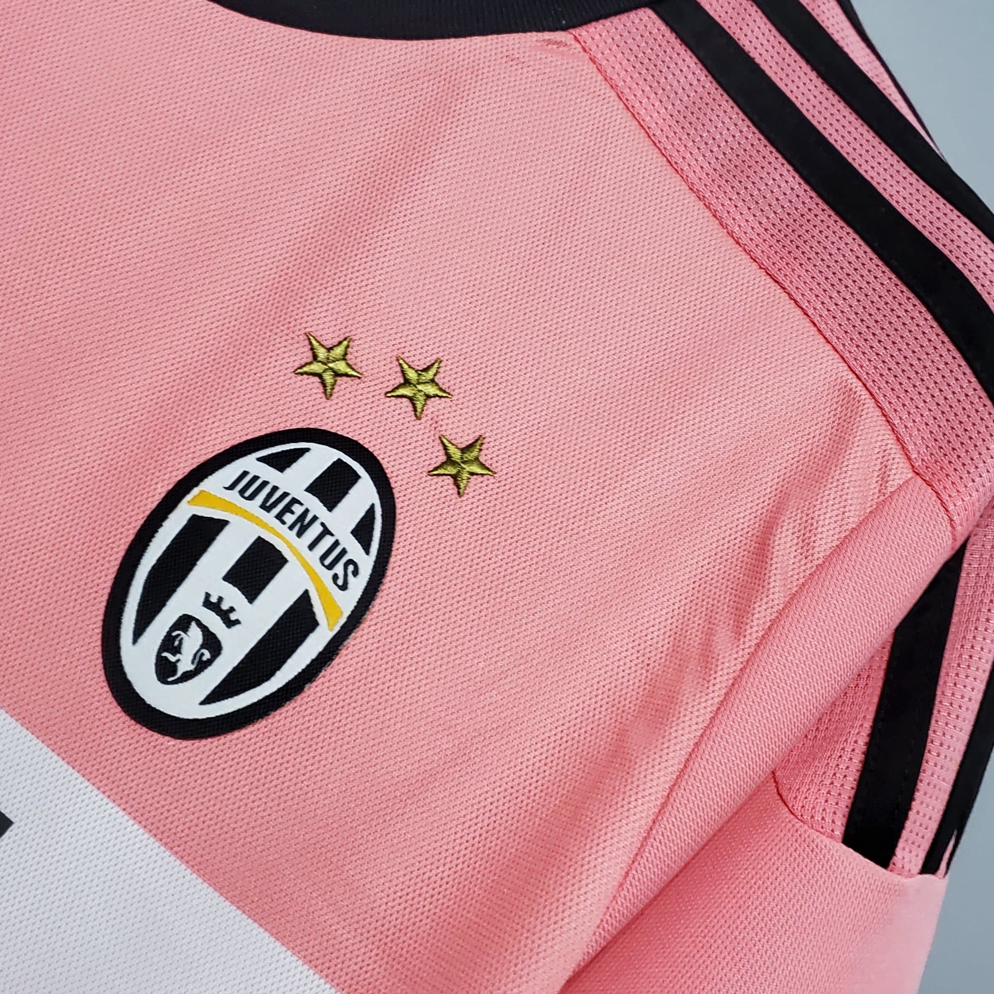 Juventus 2015/2016 Away Kit – Short Sleeves